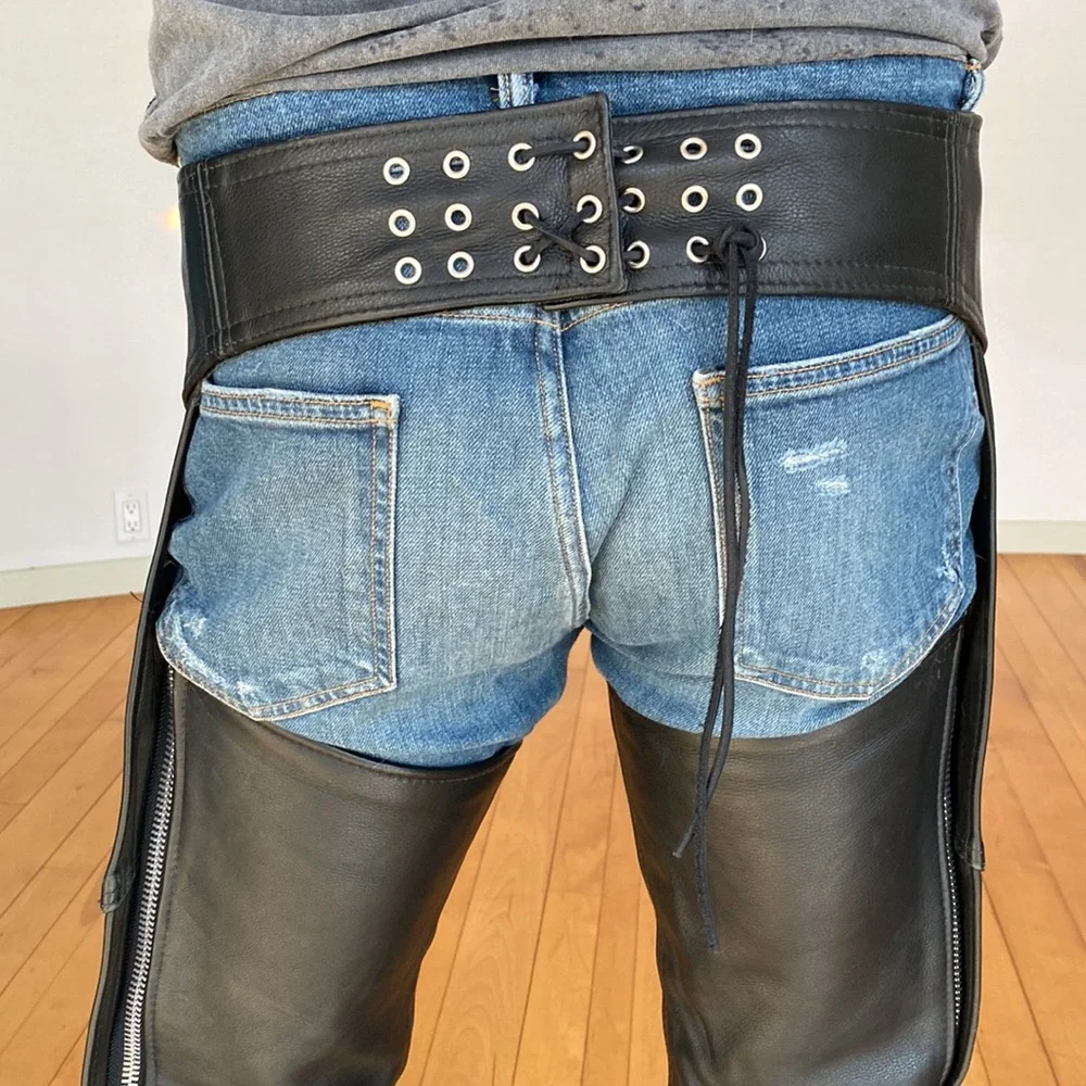 Unisex Leather Chaps from Walter Dyer Leather in Framingham, MA, size M/L - Picture 6 of 11